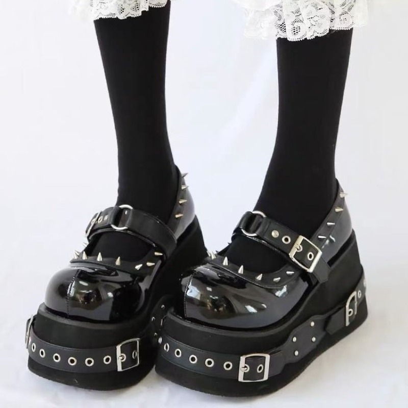 Shoes for Women Heightened Riv - Leather Classic Strap 评论和价格